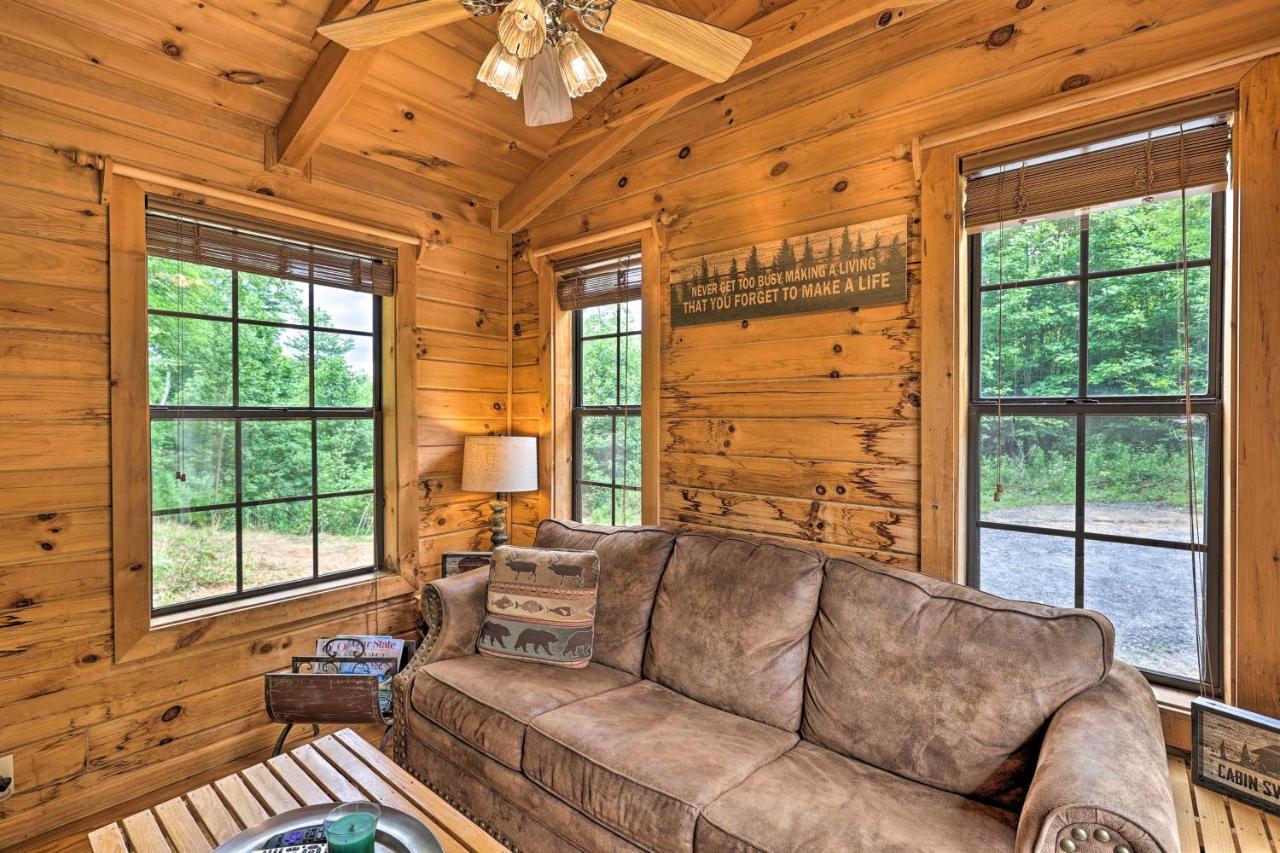 Quaint Log Cabin With Views Near West Jefferson Warrensville ภายนอก รูปภาพ