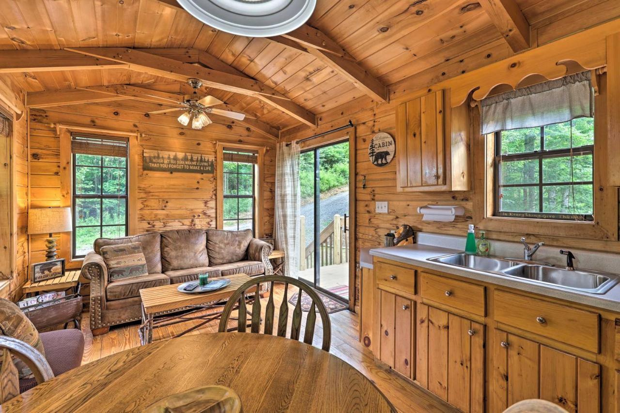 Quaint Log Cabin With Views Near West Jefferson Warrensville ภายนอก รูปภาพ