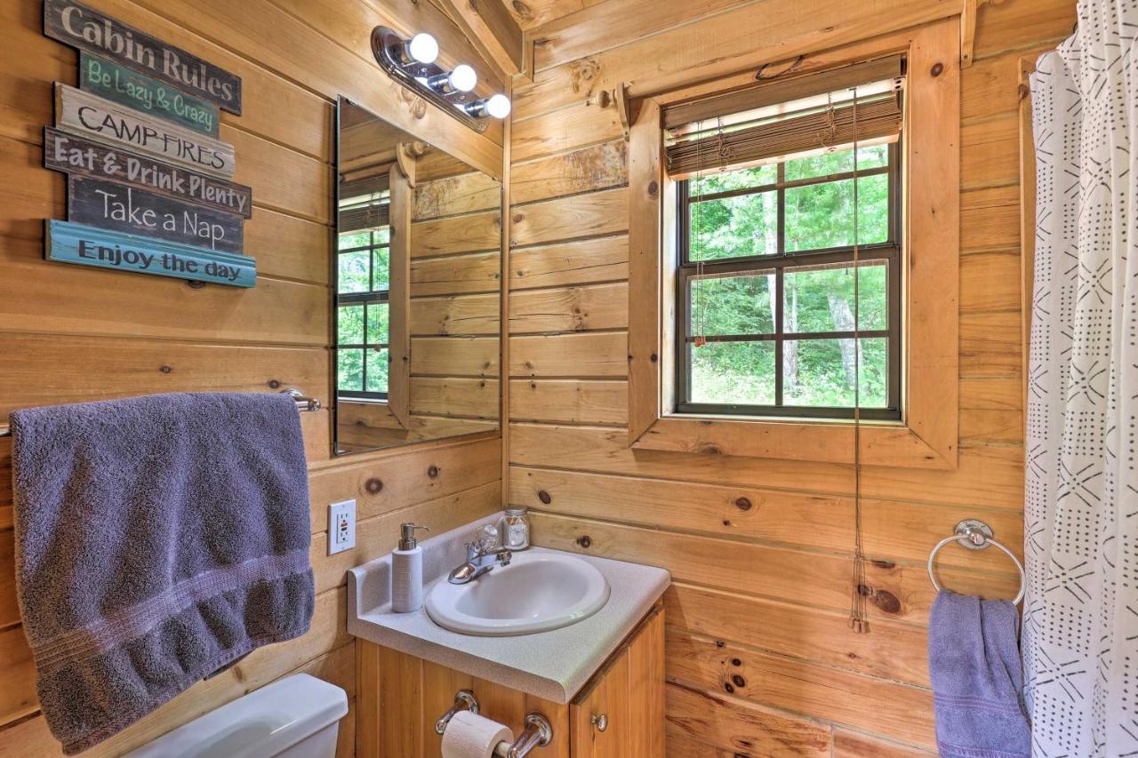 Quaint Log Cabin With Views Near West Jefferson Warrensville ภายนอก รูปภาพ