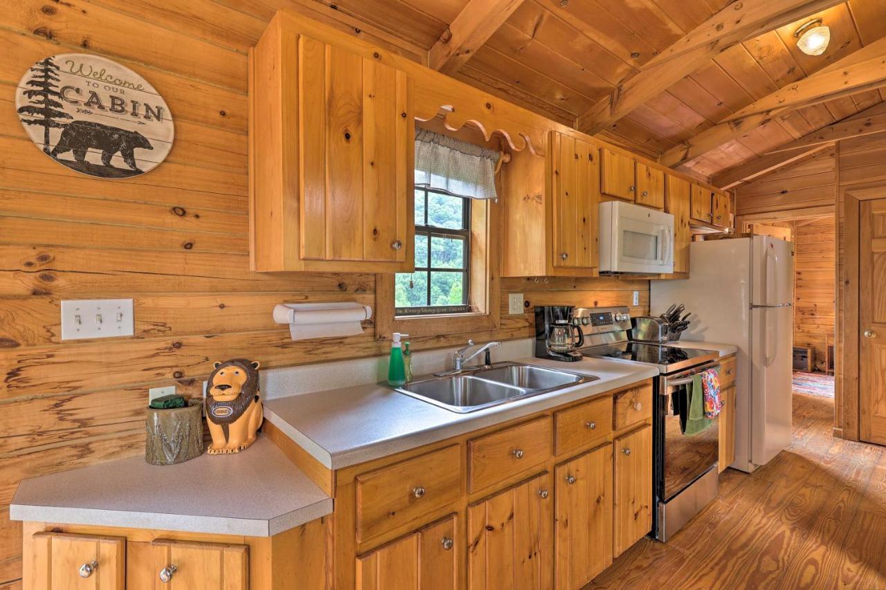 Quaint Log Cabin With Views Near West Jefferson Warrensville ภายนอก รูปภาพ