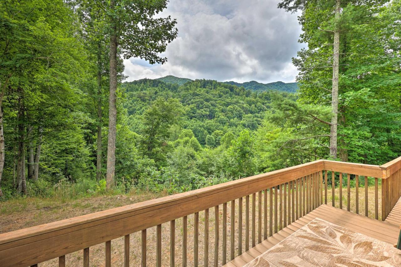 Quaint Log Cabin With Views Near West Jefferson Warrensville ภายนอก รูปภาพ