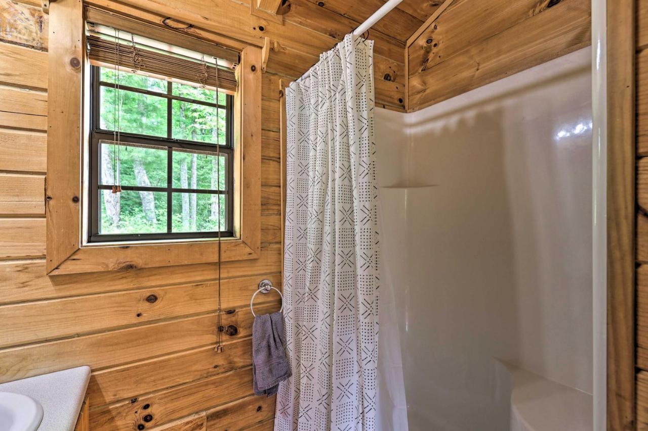 Quaint Log Cabin With Views Near West Jefferson Warrensville ภายนอก รูปภาพ
