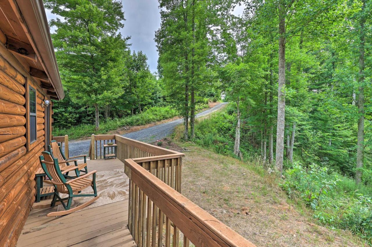 Quaint Log Cabin With Views Near West Jefferson Warrensville ภายนอก รูปภาพ